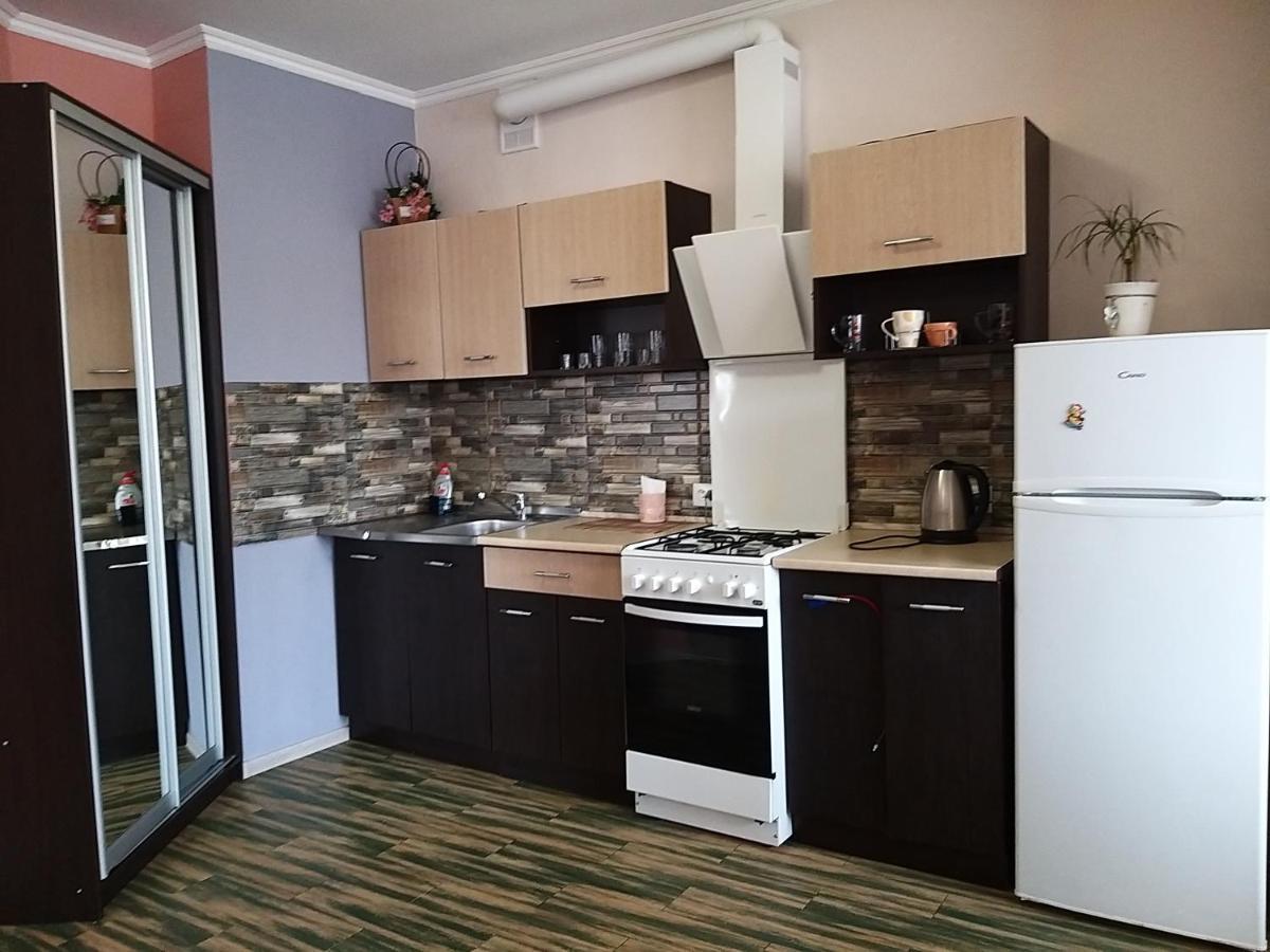 Ferienwohnung Новобудова Центр Lutsʼk Exterior foto